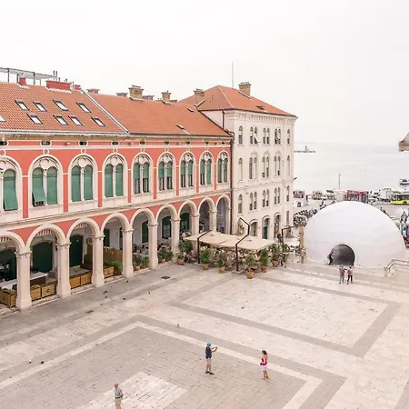 Loft At Republic Square 斯普利特