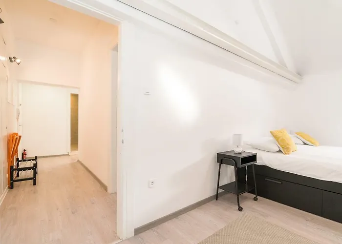 Apartment Loft At Republic Square *