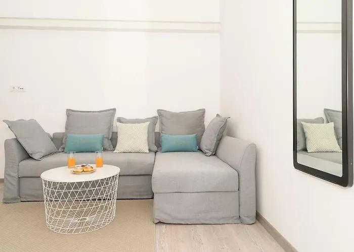 Loft At Republic Square *